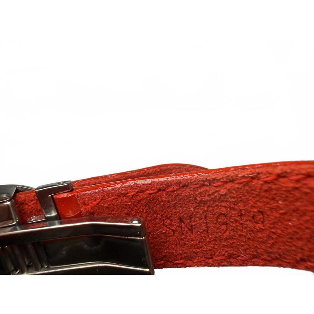Louis Vuitton Red Leather Vernis Bracelet with Silver Flower Clasp - Picture 4 of 4